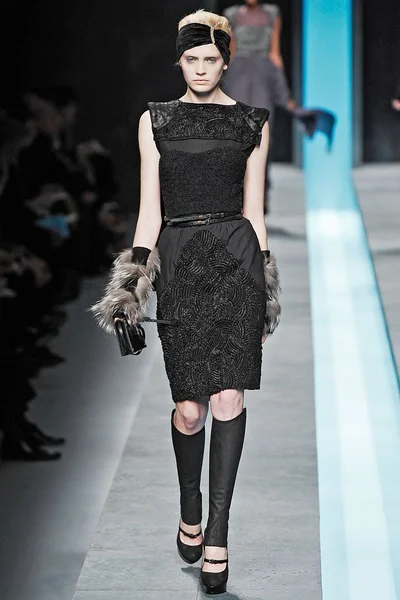Look 35